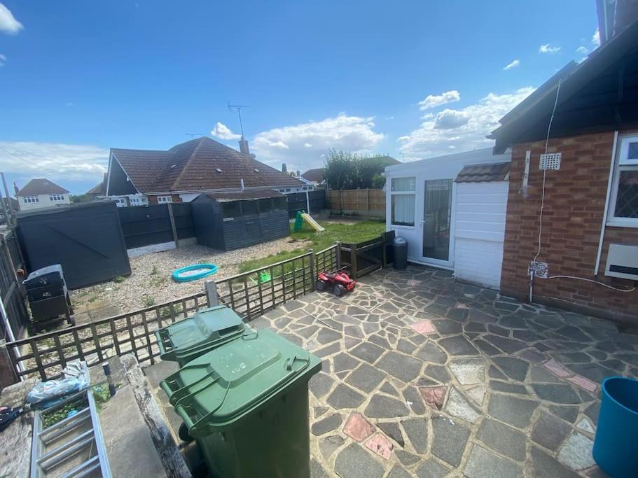 Spacious 4 Bedroom House Billericay Eksteriør bilde